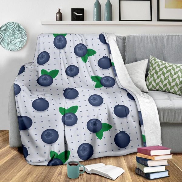 Blueberry Pattern Print Design Dot Fleece Blanket - Image 3